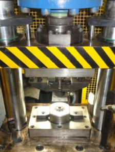 Compact Vertical Press